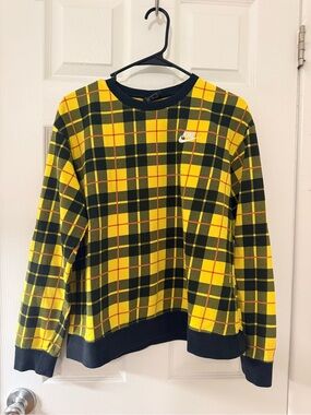 Nike Yellow and Black Plaid Crewneck Sweater